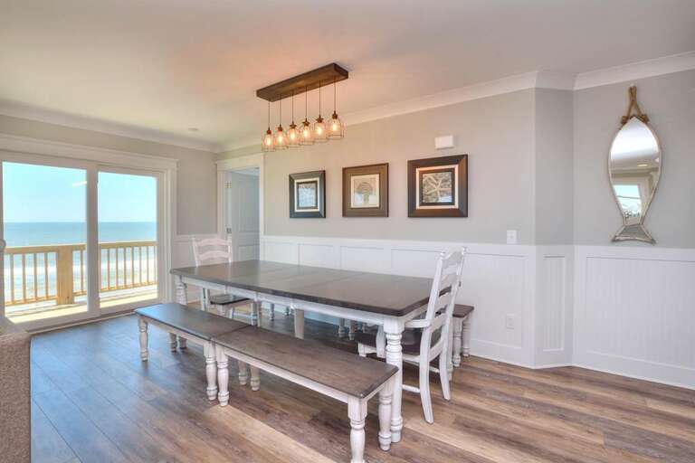 127 E Beach Dr Sea Shack-large-009-010-DSC 1613 4 5 Enhancer-1500x1000-72dpi