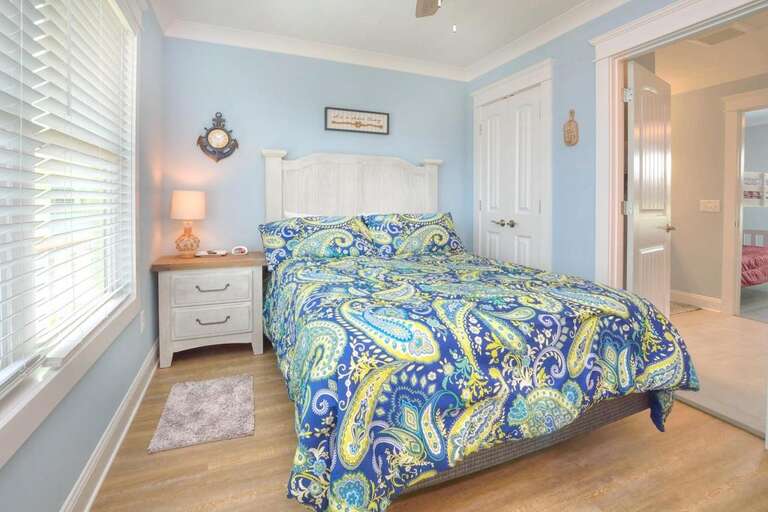 Bedroom 
GW