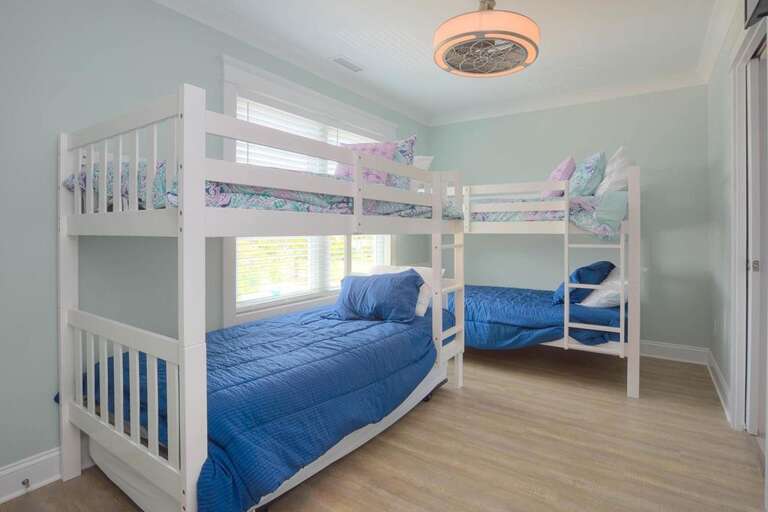 Bedroom 
GW
