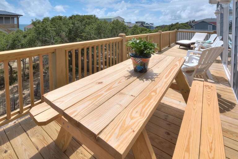 Picnic Table
 GW