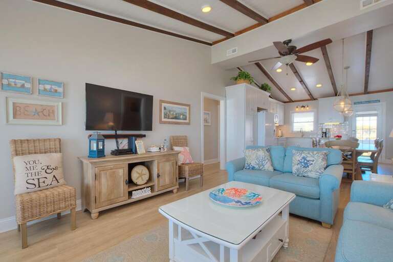 Living Room 
GW 12.2022