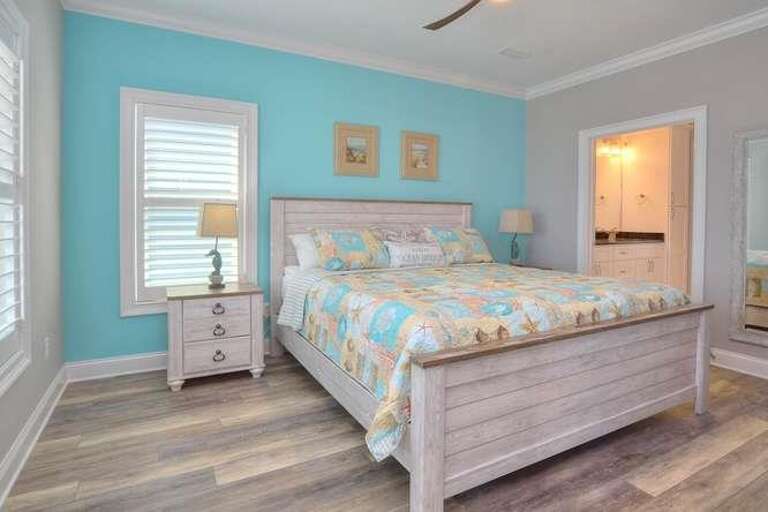 4017 E Beach Dr Heas by the-small-015-14-DSC 5530 1 2 Enhancer-666x444-72dpi