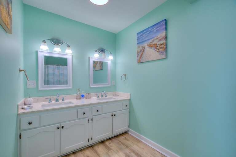 Bathroom 
GW 1.2023