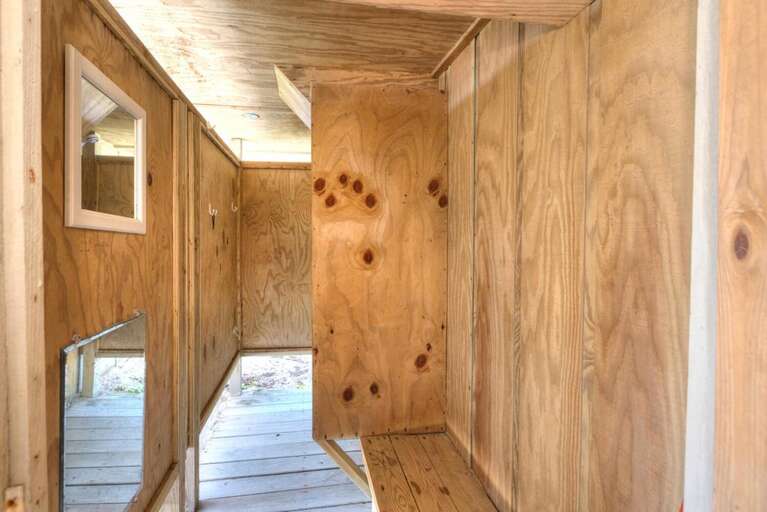 Outdoor shower
GW 10.21.23