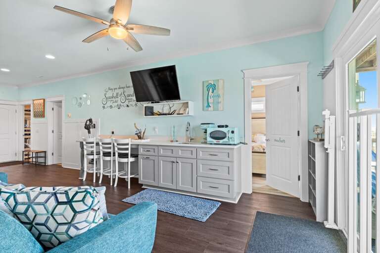 2nd Living Area
CAM 9-6-25