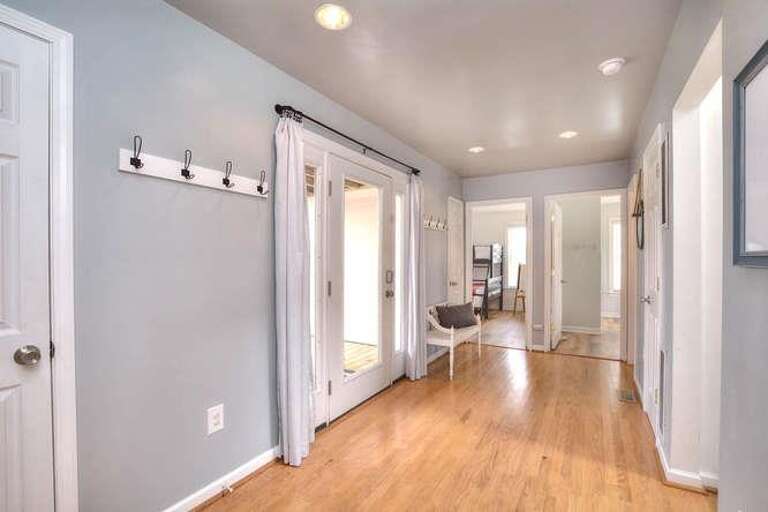 2017 W Pelican Dr Oak Island-small-015-15-Foyer-666x444-72dpi