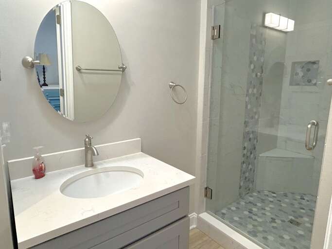 Walk in shower
JR 3/18/25
