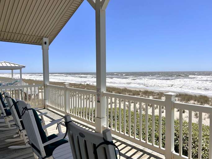 Ocean views with seating