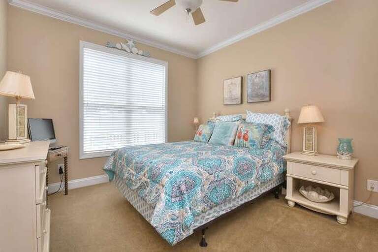 Queen Bedroom