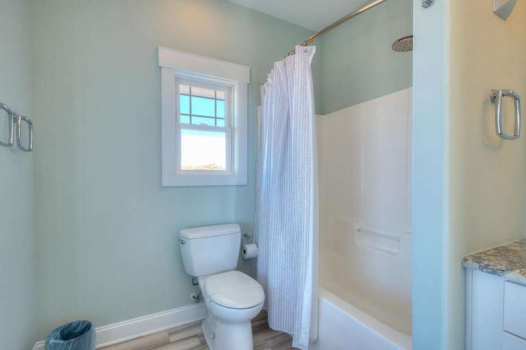 Bathroom 
GW 2.2023