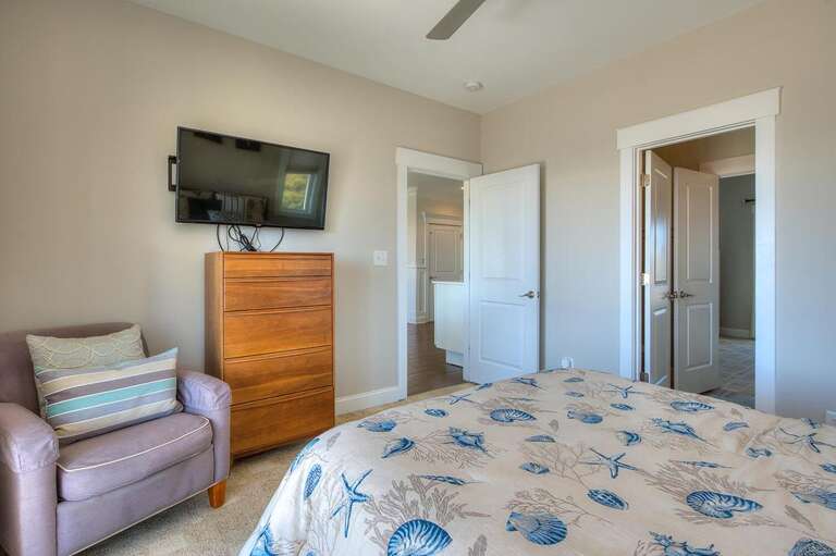 Bedroom 
GW 2.2023