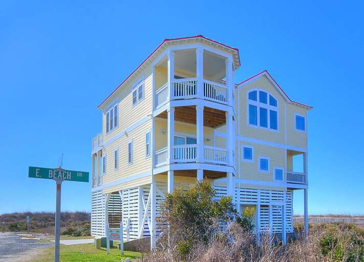 Front of House
GW 2.2023