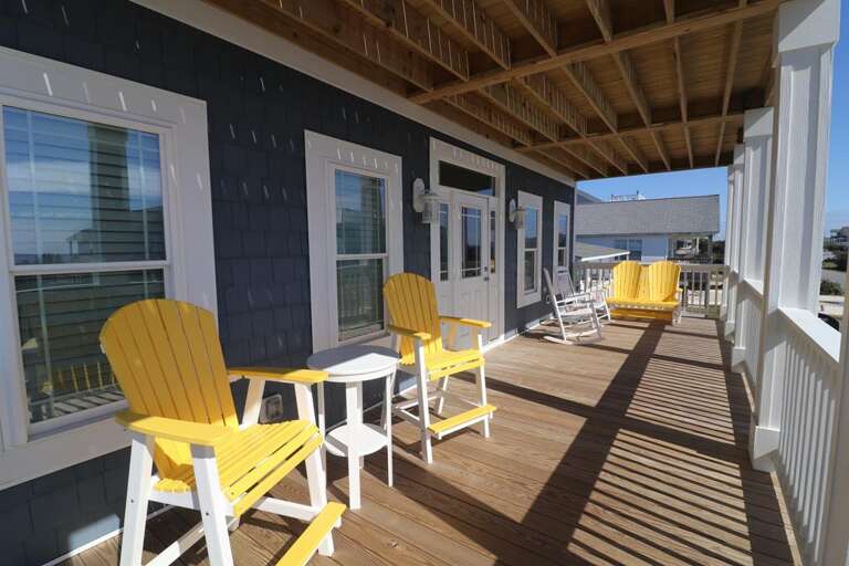 front porch furniture.JPG