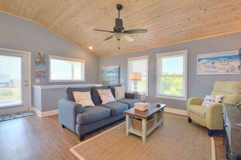 7702 E Beach Dr Oak Island NC-small-005-10-DSC 4672 3 4 Enhancer-666x445-72dpi