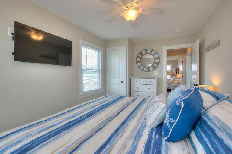 Blue Stripe King Bed with TV
GW 5.26.23