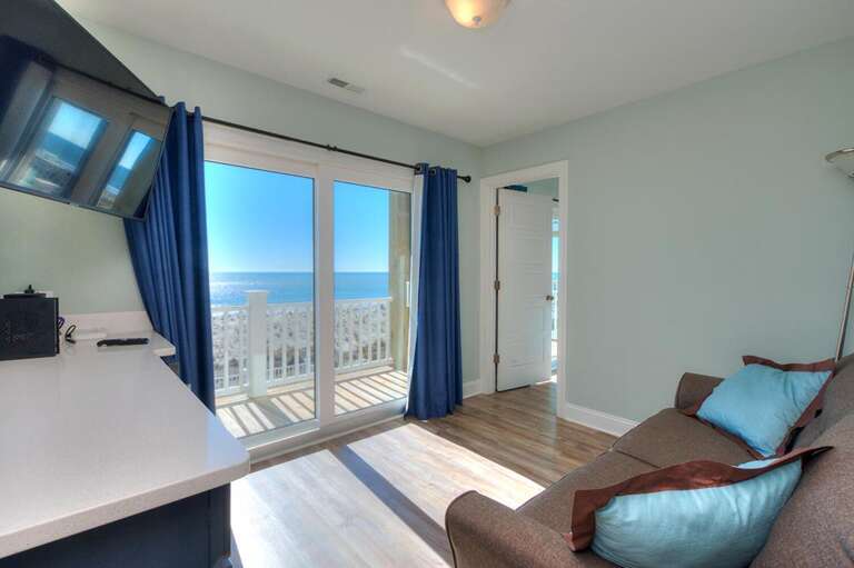 Beach Landing Too 46 GW 1.2023