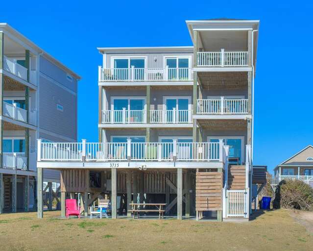 Ocean Side of House
GW 1.2023