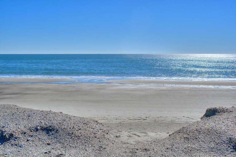 Ocean Views
GW 1.2023