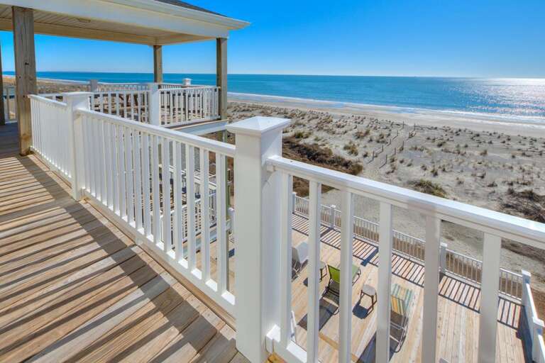 Ocean Views
GW 1.2023