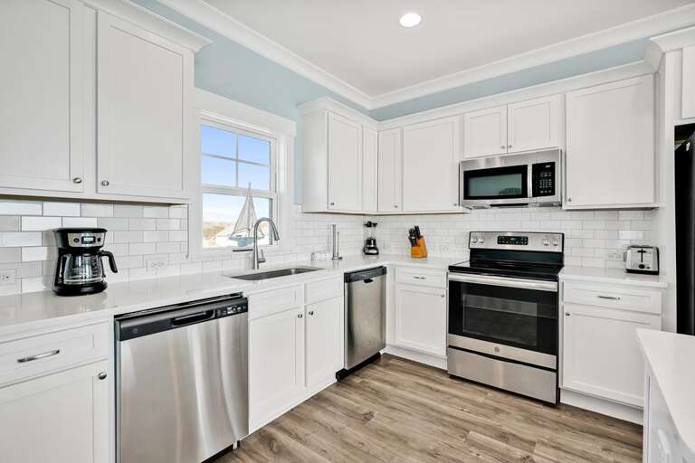 Chasing the Sun 41 CG 2.8.25