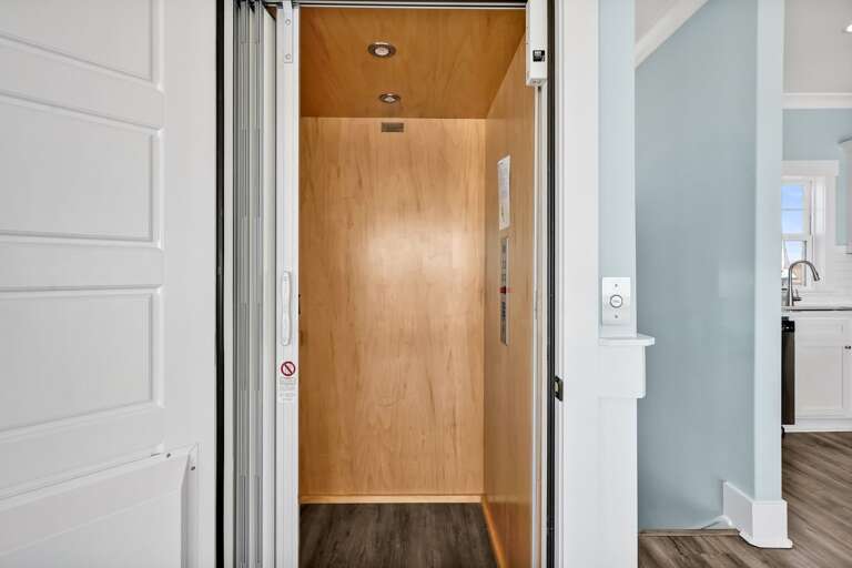 Elevator
CG 2.8.25