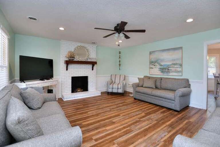 219 Keziah St Fine and Sandy-small-003-001-DSC 1441 2 3 Enhancer-666x444-72dpi