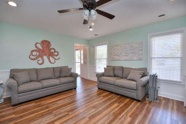 219 Keziah St Fine and Sandy-small-006-004-DSC 1447 8 9 Enhancer-666x444-72dpi