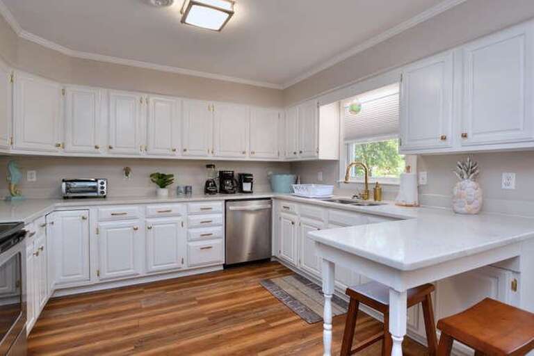 219 Keziah St Fine and Sandy-small-009-007-DSC 1456 7 8 Enhancer-666x445-72dpi