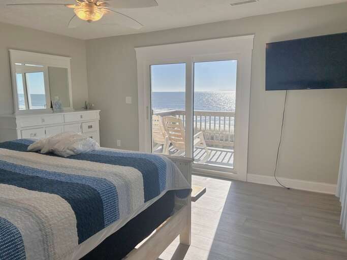 Bedroom 
12.24 JR