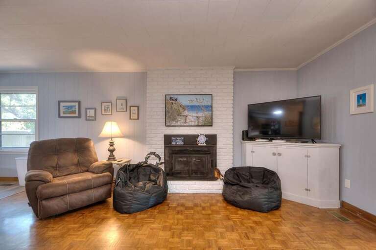 Living Room 
GW 6.30.23
