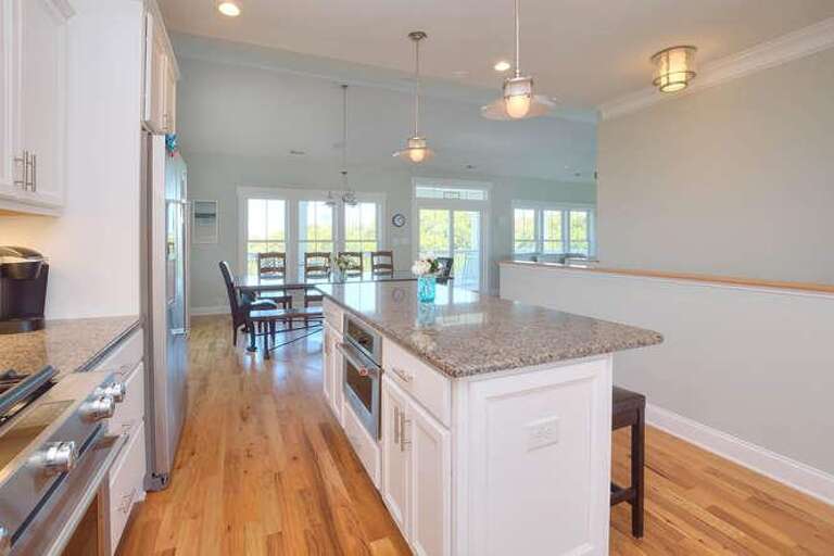 115 SE 63rd St Little Magnolia-small-014-018-DSC 9174 5 6 Enhancer-666x445-72dpi