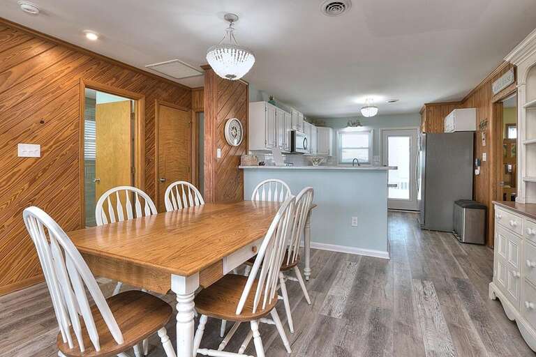 Ocean Breeze Retreat 8