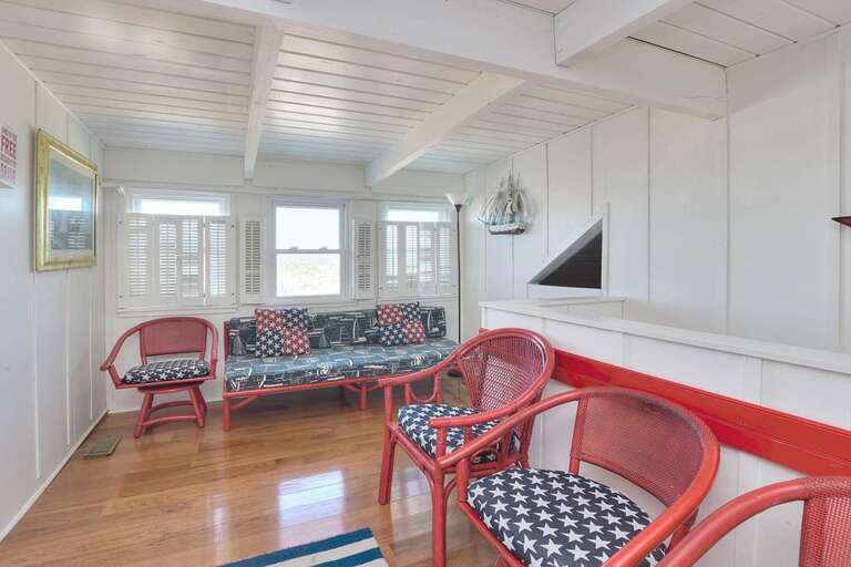 2nd Living Area