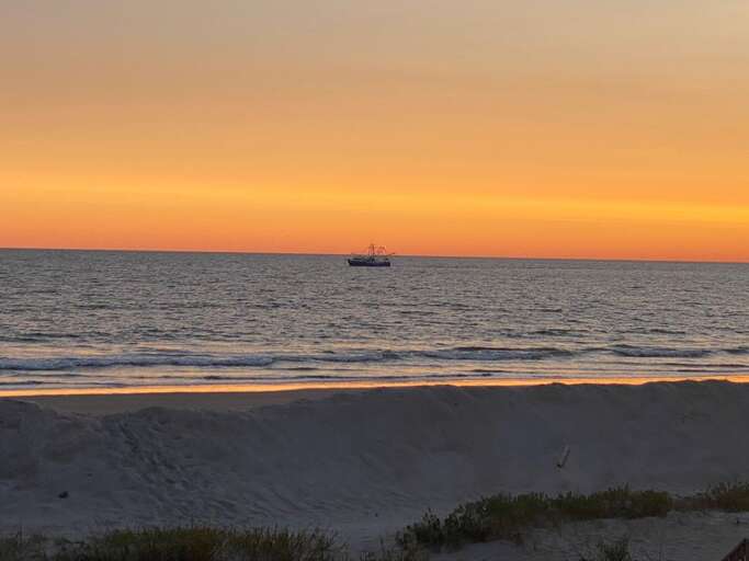 Sandyfeet Retreat Sunset 