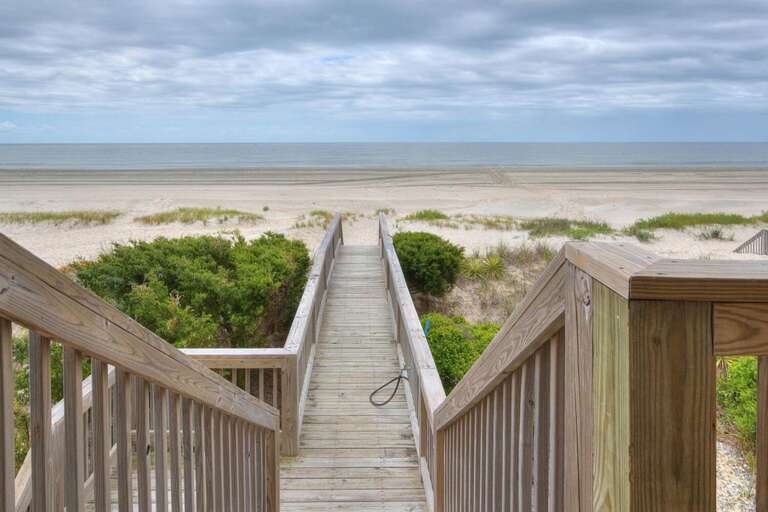 A Sandy Feet Retreat 4