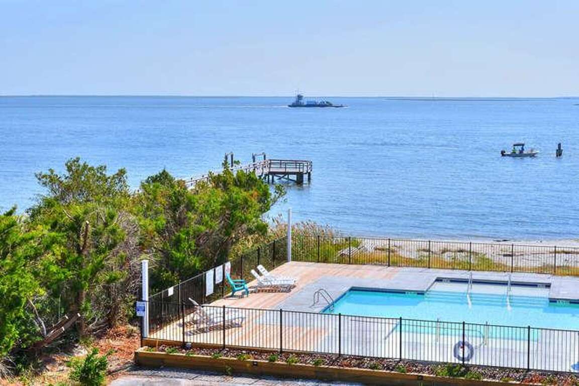 River Hotel Southport 116 Caswell Beach NC Vacation Rental Southport