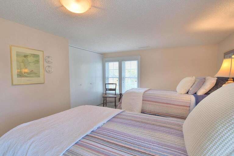 The Compass 8601 E Oak Island-large-024-028-DSC 0548 49 50 Enhancer-1500x1000-72dpi