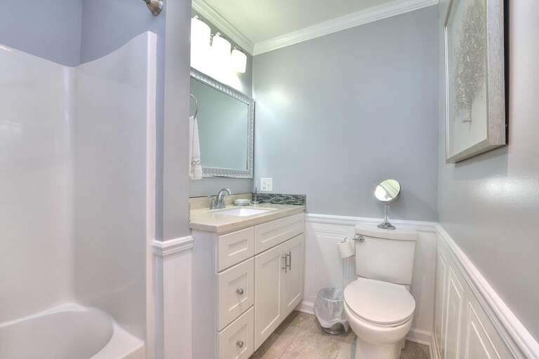 Shower/tub