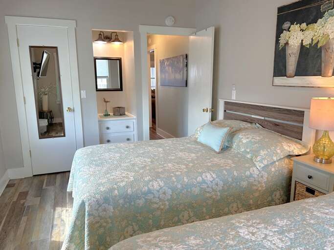 2 Double Bedroom with Closet
JR 4.9.25
