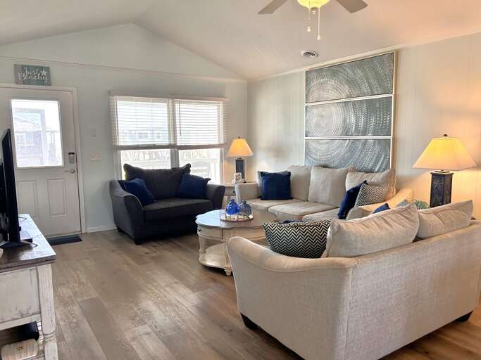 Living Room Couches and Entry Way
JR 4.12.24