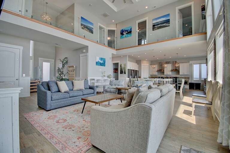 1st Floor Living Area