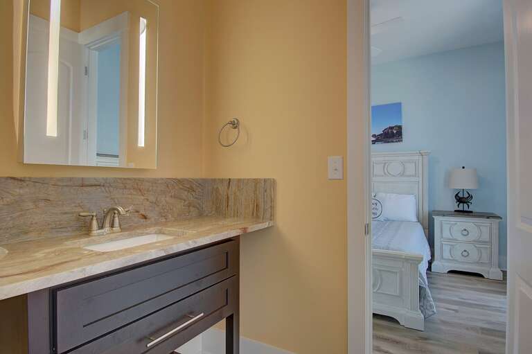 2nd Floor Shared Bathroom #2