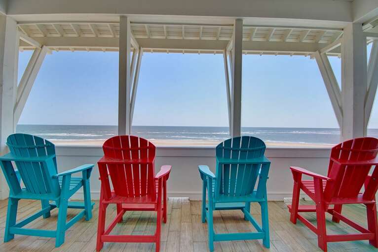 2nd Floor Viewing Deck