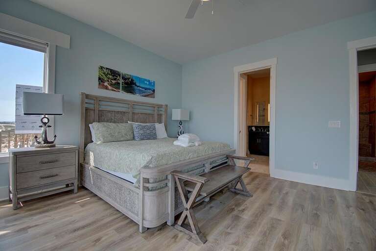 1st Floor Master Bedroom