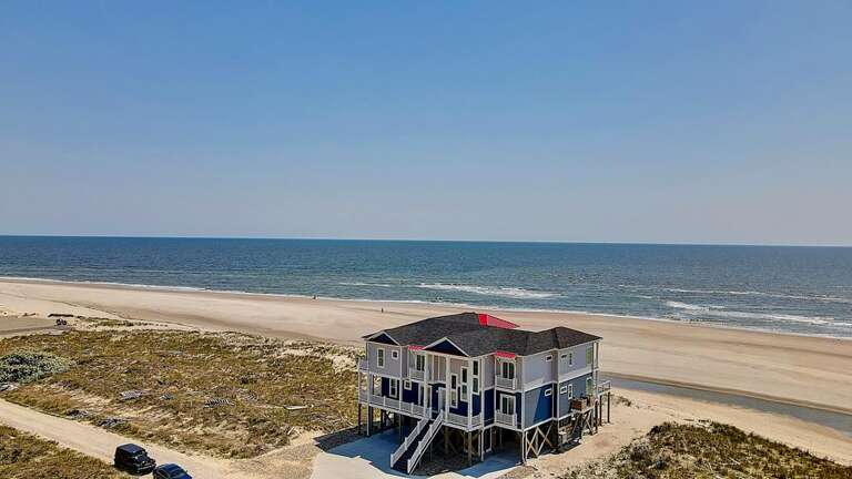 Golden Gate 4 Sky View