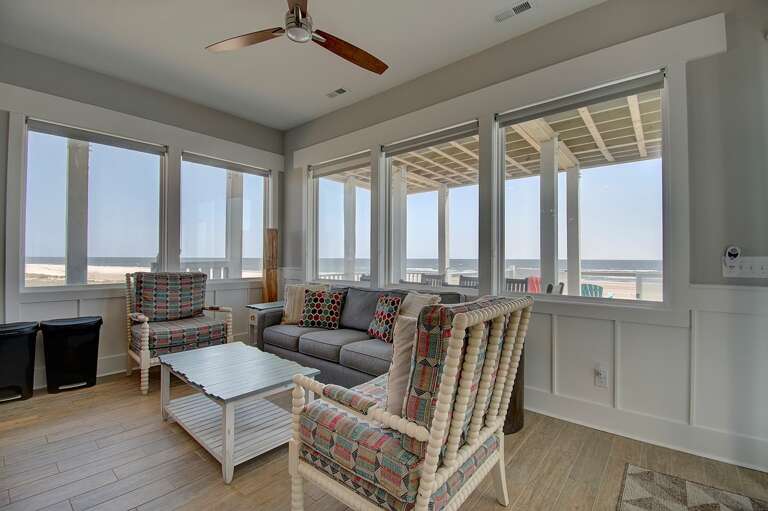 Sitting Area Adjacent to Kitchen