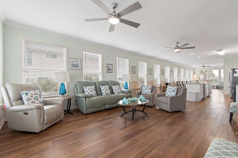 Living Room Couches & Chairs