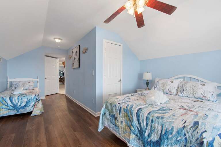Queen and Twin Bed