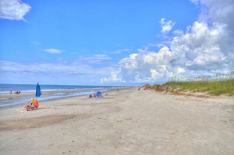 Yat The Beach Down 21