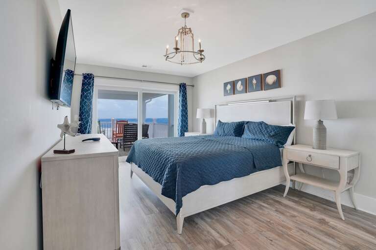 King Bedroom